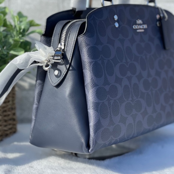 Coach Purse and Wallet Set - Picture 3 of 16